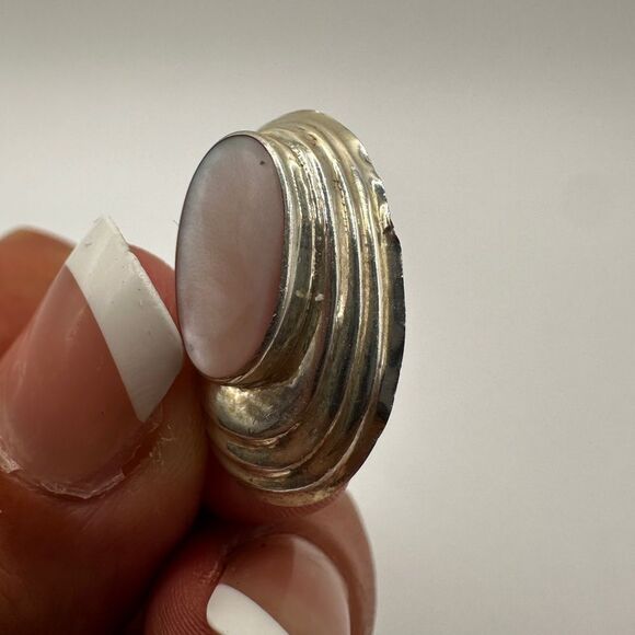 Mother of Pearl and Stamped Sterling silver post/ stud earrings! - Picture 4 of 15